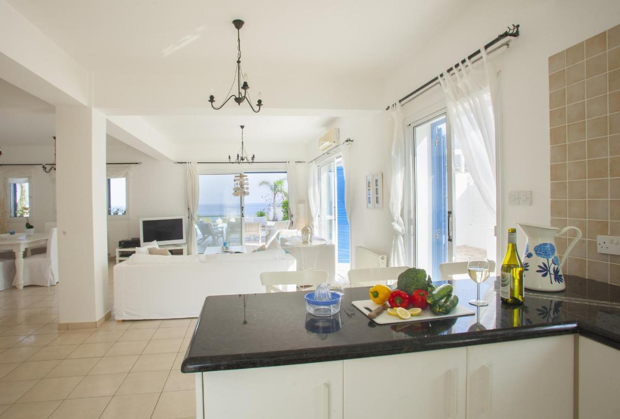 Mimoza Seafront Villa Protaras Zewnętrze zdjęcie